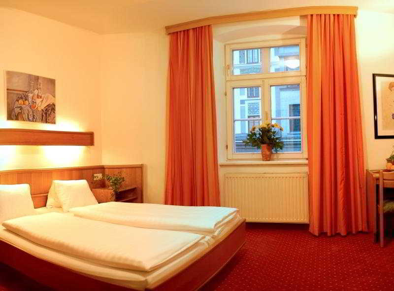 Hotel Goldene Krone Innsbruck Esterno foto